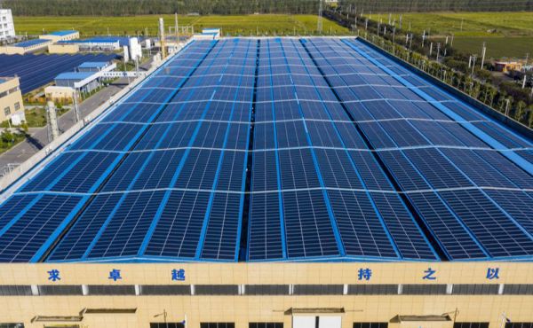 光伏材料与传统建筑材料的比较分析如何进行