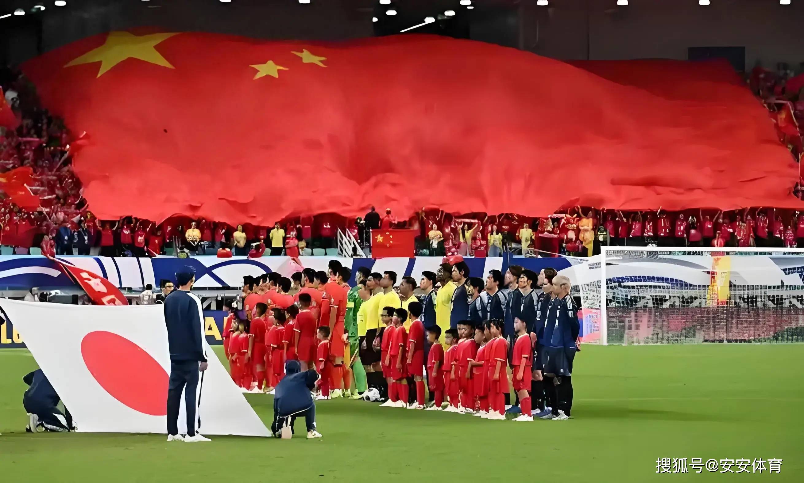 激战连连,国内足球赛事引爆激情 激战连连,国内足球赛事引爆激情