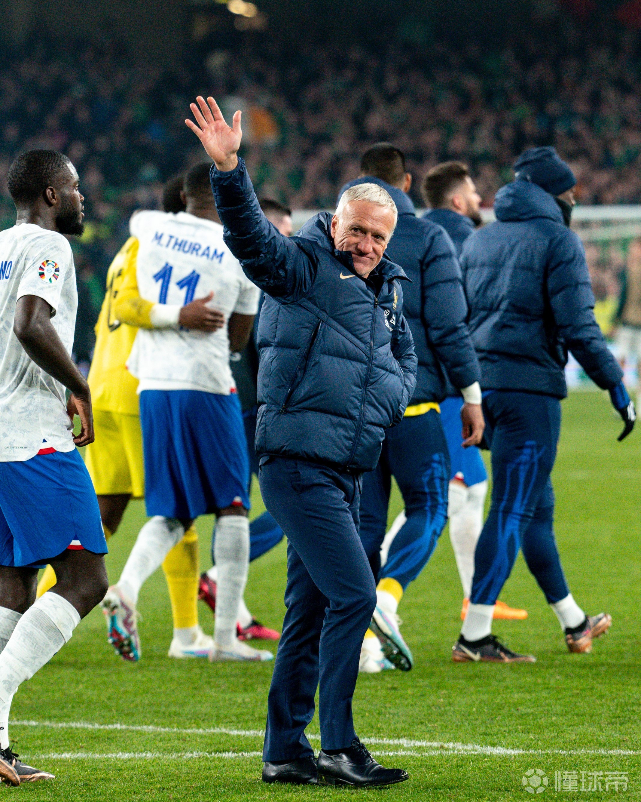 俄罗斯队在欧预赛中迎战法国